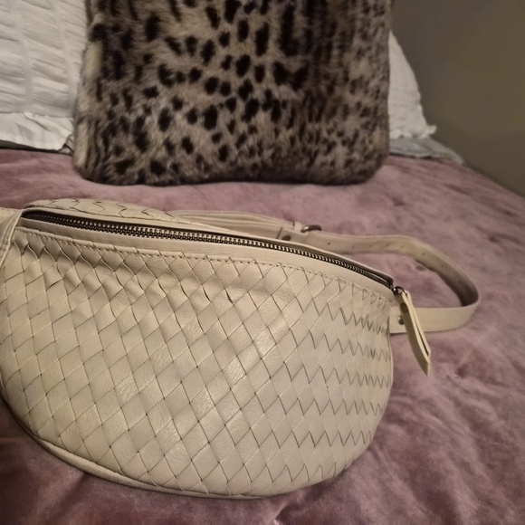 MANDRN ATLAS - Picture 2 of 4